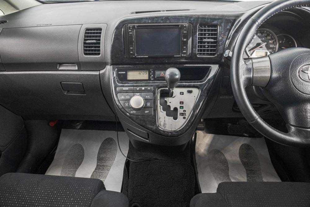Toyota Wish I Рестайлинг Барнаул  - изображение 14