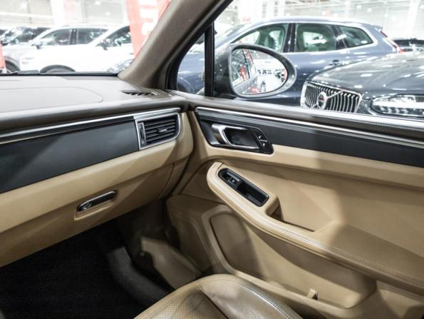 Porsche Macan I с пробегом 2017 года, цена 3 089 700 рублей, 148306 км, внедорожник, Автокод Объявления