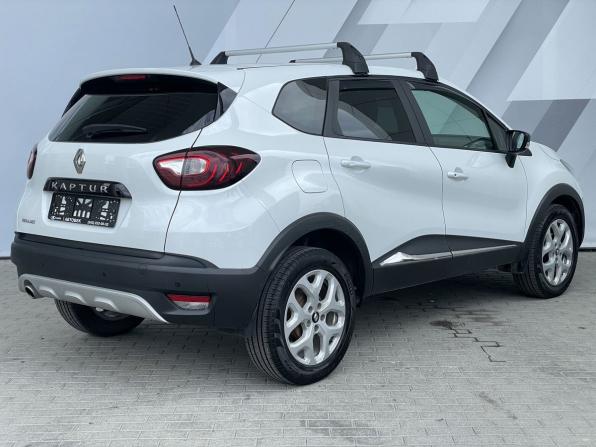 Renault Kaptur I с пробегом 2016 года, цена 1 358 000 рублей, 62918 км, внедорожник, Автокод Объявления