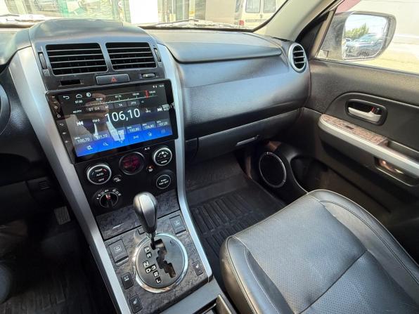 Suzuki Grand Vitara II Рестайлинг с пробегом 2010 года, цена 1 075 000 рублей, 207696 км, внедорожник, Автокод Объявления