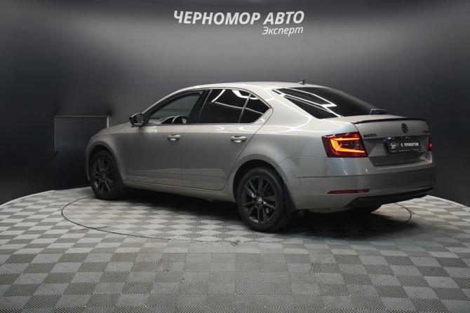 Skoda Octavia III (A7) Рестайлинг с пробегом 2019 года, цена 2 250 000 рублей, 196609 км, лифтбек, Автокод Объявления