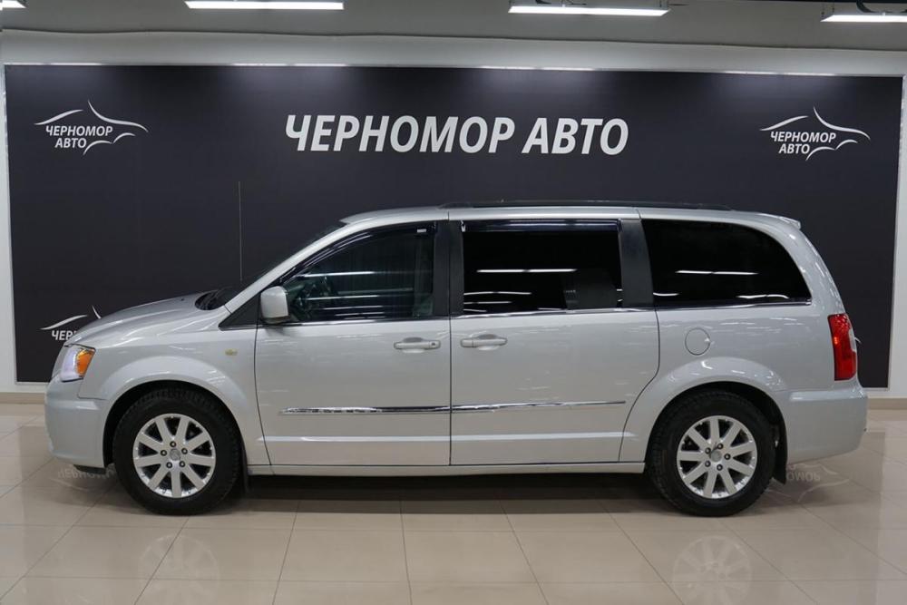 Chrysler Town &amp; Country V Рестайлинг Крым  - изображение 2