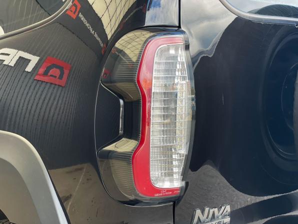 Lada (ВАЗ) Niva Travel I с пробегом 2024 года, цена 1 147 000 рублей, 6378 км, внедорожник, Автокод Объявления