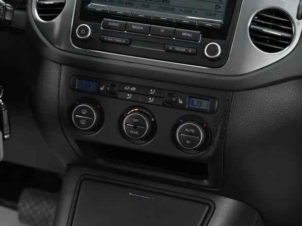 Volkswagen Tiguan I с пробегом 2010 года, цена 899 000 рублей, 138000 км, внедорожник, Автокод Объявления