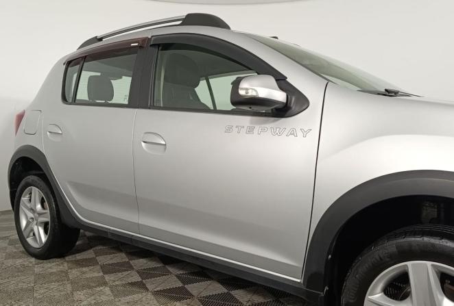 Renault Sandero II с пробегом 2018 года, цена 1 140 000 рублей, 119600 км, хэтчбек, Автокод Объявления