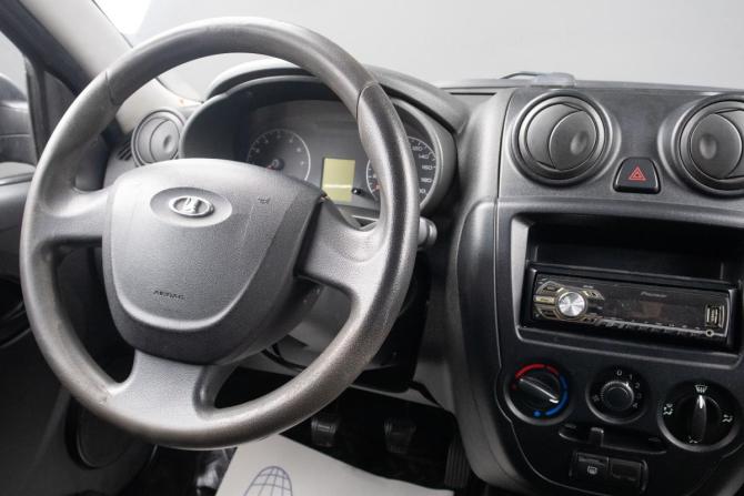 Lada (ВАЗ) Granta I с пробегом 2013 года, цена 299 000 рублей, 124587 км, седан, Автокод Объявления