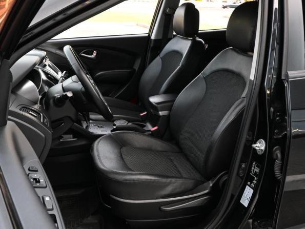 Hyundai ix35 I Рестайлинг с пробегом 2013 года, цена 1 360 000 рублей, 150062 км, внедорожник, Автокод Объявления