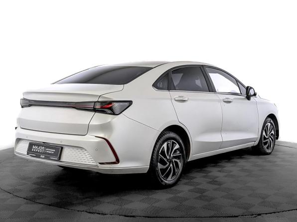 BAIC U5 Plus с пробегом 2023 года, цена 675 000 рублей, 122902 км, седан, Автокод Объявления