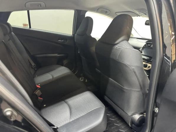 Toyota Prius IV (XW50) с пробегом 2016 года, цена 1 787 000 рублей, 115000 км, лифтбек, Автокод Объявления