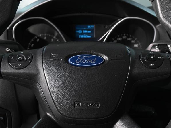 Ford Focus III с пробегом 2012 года, цена 879 000 рублей, 210165 км, хэтчбек, Автокод Объявления