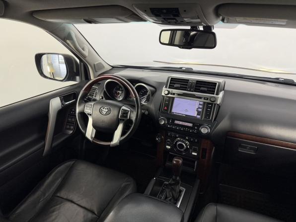 Toyota Land Cruiser Prado 150 Series Рестайлинг 1 с пробегом 2017 года, цена 3 450 000 рублей, 160330 км, внедорожник, Автокод Объявления