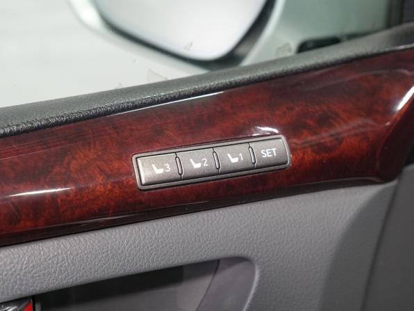 Lexus LX III с пробегом 2008 года, цена 2 950 000 рублей, 260265 км, внедорожник, Автокод Объявления