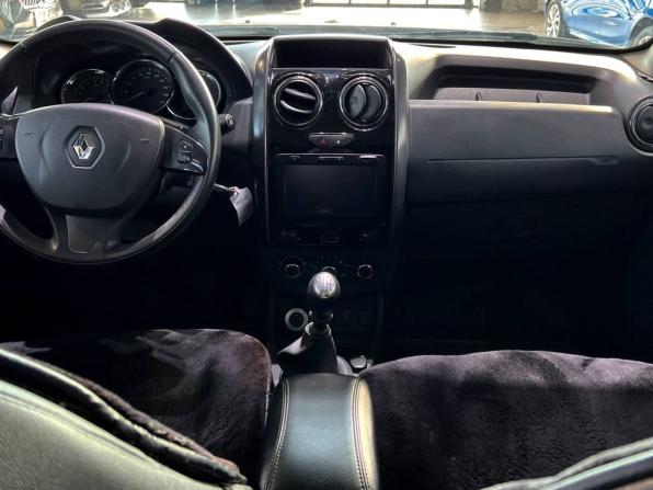 Renault Duster I Рестайлинг с пробегом 2017 года, цена 1 320 000 рублей, 179623 км, внедорожник, Автокод Объявления