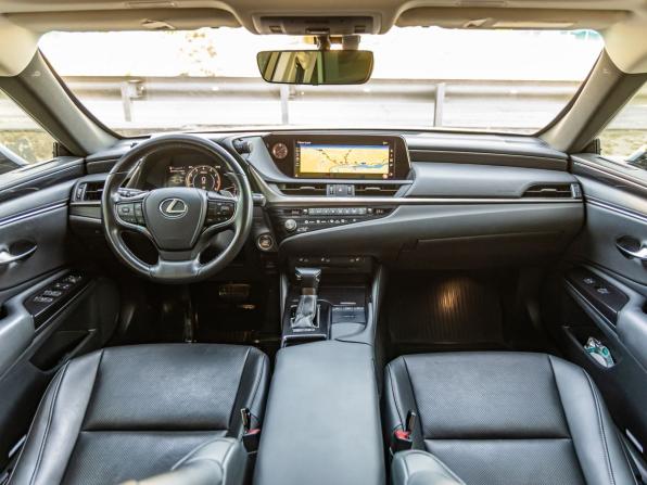 Lexus ES VII с пробегом 2020 года, цена 3 898 000 рублей, 116504 км, седан, Автокод Объявления