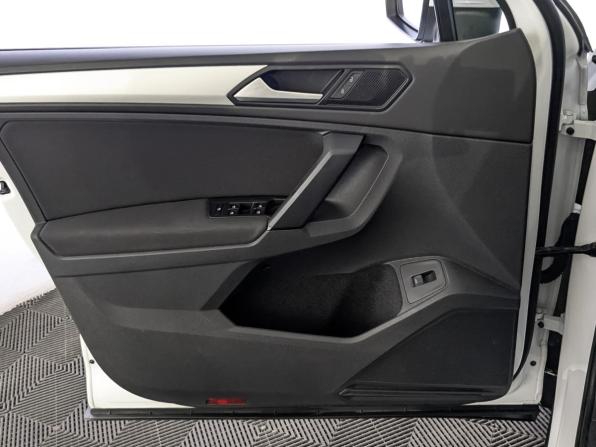 Volkswagen Tiguan II с пробегом 2020 года, цена 2 490 000 рублей, 86380 км, внедорожник, Автокод Объявления