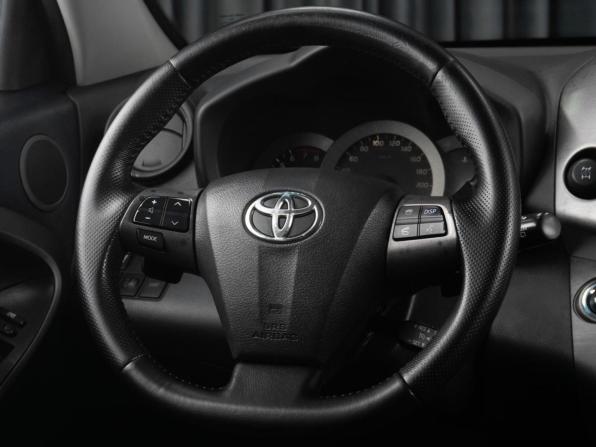Toyota RAV4 III (XA30) Рестайлинг с пробегом 2010 года, цена 1 399 000 рублей, 279680 км, внедорожник, Автокод Объявления