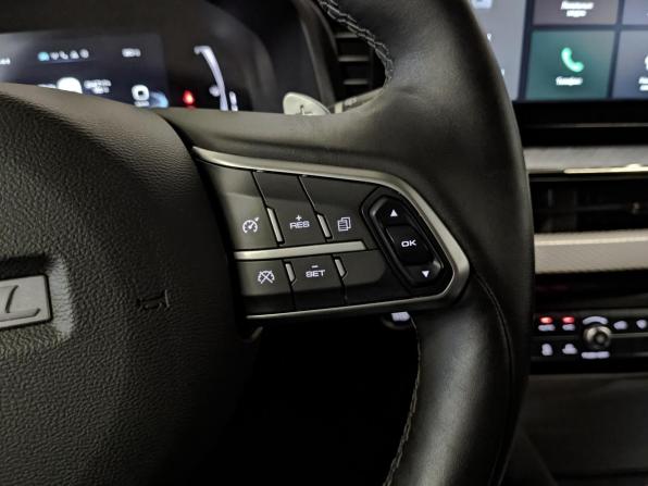 Haval F7 I Рестайлинг с пробегом 2023 года, цена 1 999 000 рублей, 56575 км, внедорожник, Автокод Объявления