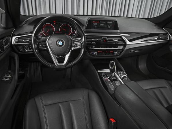 BMW 5 серии VII (G30/G31/G38) с пробегом 2017 года, цена 3 228 960 рублей, 83680 км, седан, Автокод Объявления