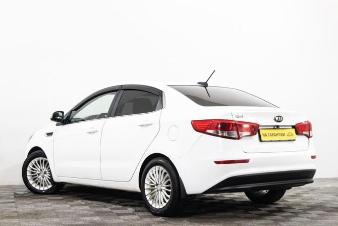 Kia Rio III Рестайлинг с пробегом 2017 года, цена 1 079 000 рублей, 195620 км, седан, Автокод Объявления