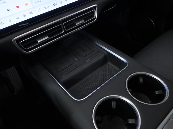 Li Auto (Lixiang) L6 I с пробегом 2024 года, цена 6 100 000 рублей, 19000 км, внедорожник, Автокод Объявления