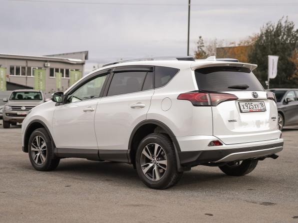 Toyota RAV4 IV (XA40) Рестайлинг с пробегом 2016 года, цена 2 399 000 рублей, 118900 км, внедорожник, Автокод Объявления