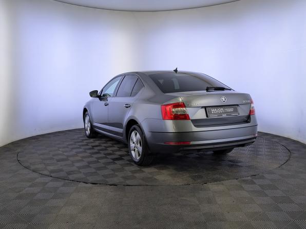Skoda Octavia III (A7) Рестайлинг с пробегом 2019 года, цена 1 950 000 рублей, 99888 км, лифтбек, Автокод Объявления