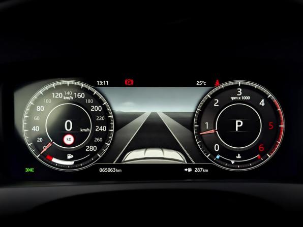 Jaguar F-Pace I с пробегом 2019 года, цена 3 670 000 рублей, 65060 км, внедорожник, Автокод Объявления