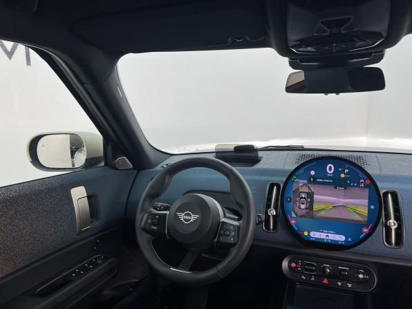 Mini Countryman III с пробегом 2024 года, цена 6 690 000 рублей, 4900 км, внедорожник, Автокод Объявления