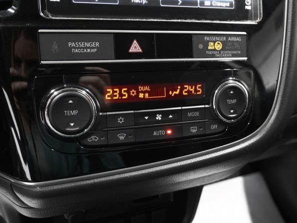 Mitsubishi Outlander III Рестайлинг 3 с пробегом 2020 года, цена 2 095 000 рублей, 141078 км, внедорожник, Автокод Объявления