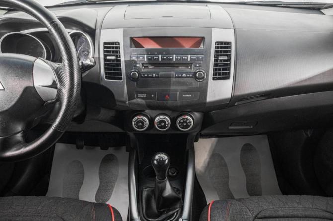 Mitsubishi Outlander II с пробегом 2008 года, цена 939 000 рублей, 288400 км, внедорожник, Автокод Объявления