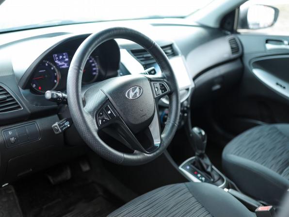 Hyundai Solaris I Рестайлинг с пробегом 2014 года, цена 1 129 000 рублей, 114900 км, седан, Автокод Объявления