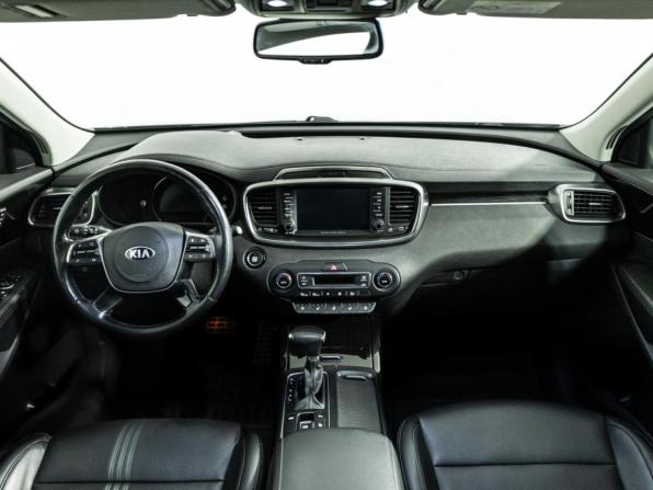 Kia Sorento III Prime Рестайлинг с пробегом 2018 года, цена 2 639 777 рублей, 102001 км, внедорожник, Автокод Объявления