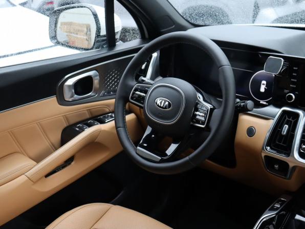 Kia Sorento IV с пробегом 2021 года, цена 3 255 000 рублей, 87080 км, внедорожник, Автокод Объявления