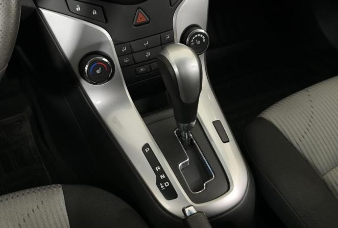 Chevrolet Cruze I Рестайлинг с пробегом 2014 года, цена 940 000 рублей, 83994 км, хэтчбек, Автокод Объявления