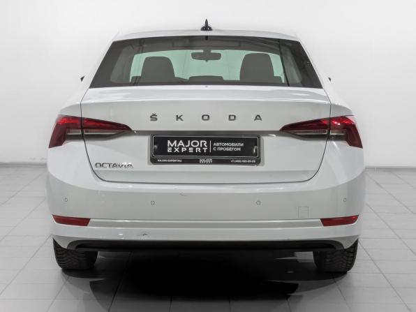 Skoda Octavia IV (A8) с пробегом 2021 года, цена 2 035 000 рублей, 80408 км, лифтбек, Автокод Объявления