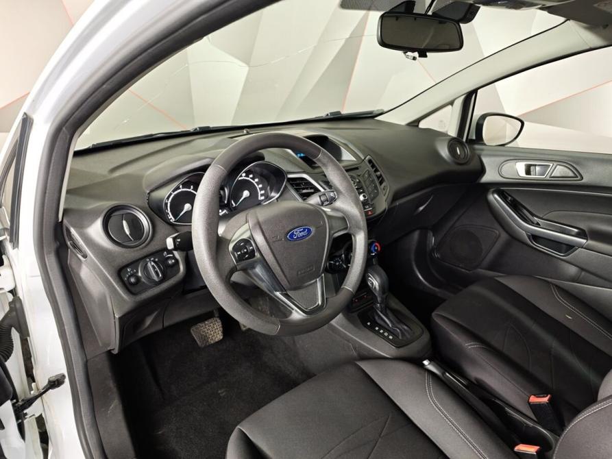 Ford Fiesta Mk6 Рестайлинг Москва  - изображение 17