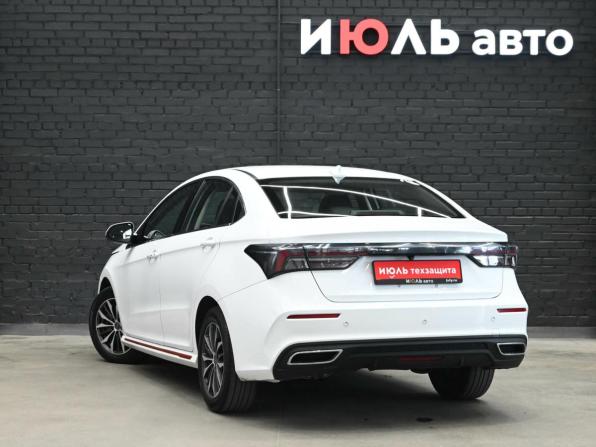 Omoda S5 с пробегом 2023 года, цена 1 250 000 рублей, 21495 км, седан, Автокод Объявления