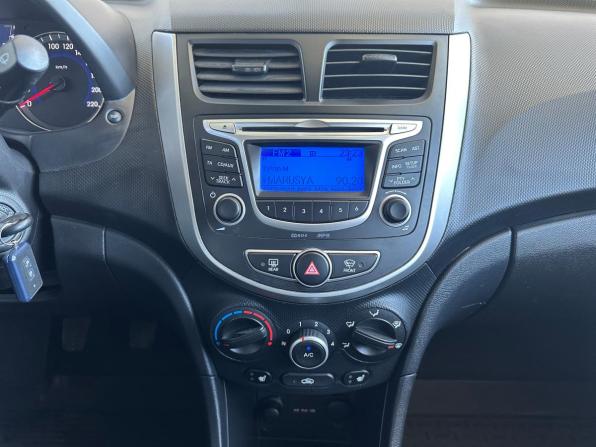 Hyundai Solaris I с пробегом 2014 года, цена 1 050 000 рублей, 88675 км, седан, Автокод Объявления