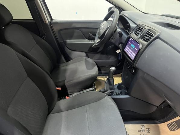 Renault Logan II с пробегом 2015 года, цена 562 200 рублей, 173854 км, седан, Автокод Объявления