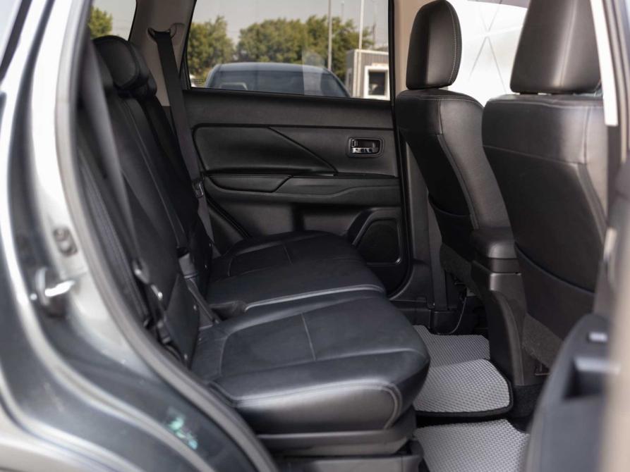 Mitsubishi Outlander III Рестайлинг Новосибирск  - изображение 19