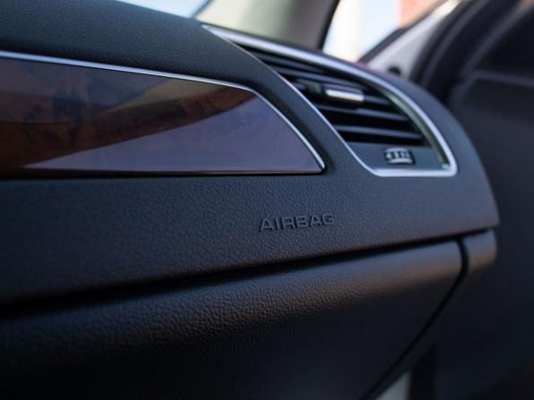 Audi A4 IV (B8) Рестайлинг с пробегом 2012 года, цена 1 280 000 рублей, 203020 км, седан, Автокод Объявления