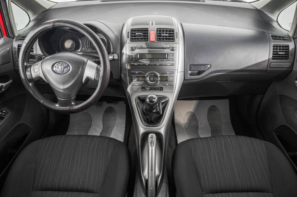 Toyota Auris I Барнаул  - изображение 10