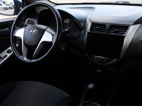 Hyundai Solaris I с пробегом 2011 года, цена 599 000 рублей, 237071 км, седан, Автокод Объявления