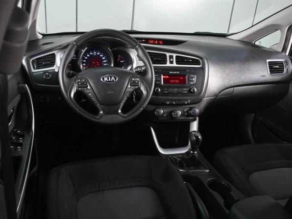 Kia Ceed II с пробегом 2013 года, цена 979 000 рублей, 177537 км, хэтчбек, Автокод Объявления