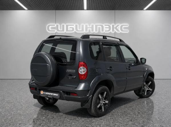 Chevrolet Niva I Рестайлинг с пробегом 2018 года, цена 839 000 рублей, 88652 км, внедорожник, Автокод Объявления