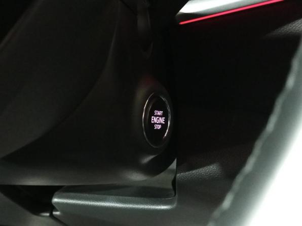 Skoda Karoq I с пробегом 2020 года, цена 2 280 000 рублей, 97422 км, внедорожник, Автокод Объявления