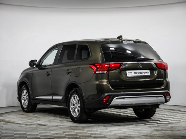 Mitsubishi Outlander III Рестайлинг 3 с пробегом 2020 года, цена 1 789 000 рублей, 182095 км, внедорожник, Автокод Объявления