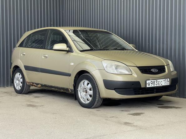 Kia Rio II с пробегом 2005 года, цена 165 000 рублей, 200000 км, хэтчбек, Автокод Объявления