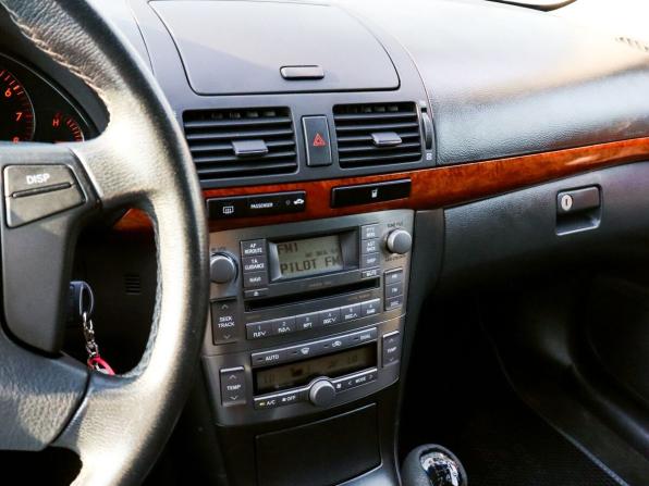 Toyota Avensis II Рестайлинг с пробегом 2007 года, цена 865 000 рублей, 175582 км, седан, Автокод Объявления