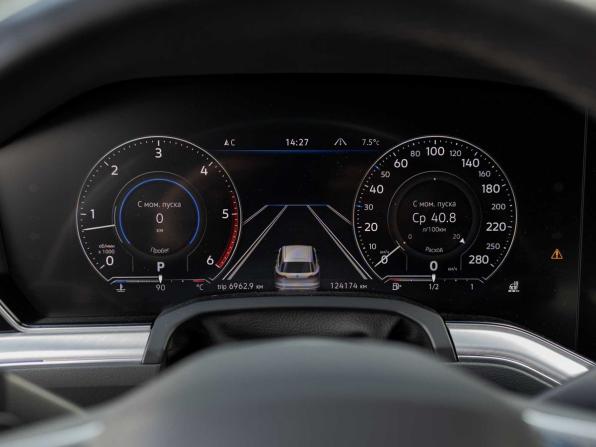 Volkswagen Touareg III с пробегом 2021 года, цена 5 330 000 рублей, 124168 км, внедорожник, Автокод Объявления